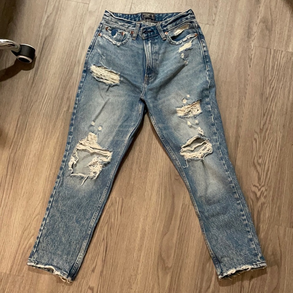 Abercrombie High Rise Mom Jean